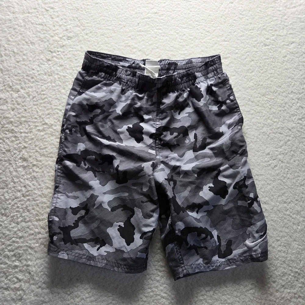 Nike Athletic Shorts Boys XL Gray Camo Mesh Elastic Waist Gym Training Summer